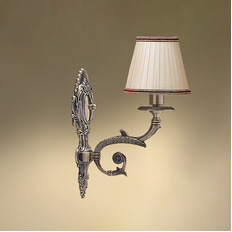     14-08.57/2955/1 Good light