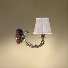     14-08.56/8380/1 Good light