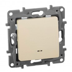   Legrand Etika   10A 250V   672315